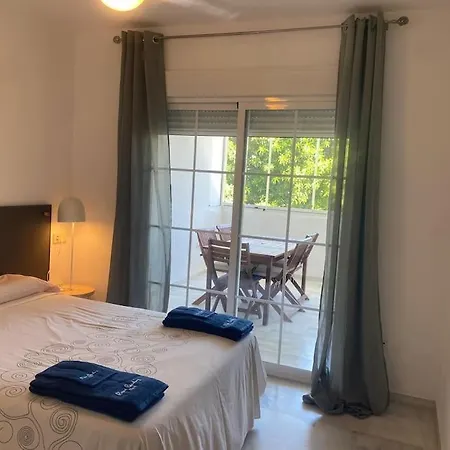Apartman Piso En El Centro De La Carihuela